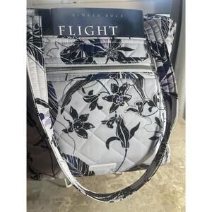 Vera Bradley Sz M  15wx13 Shoulder BAG leafs design zip Black white zip cotton